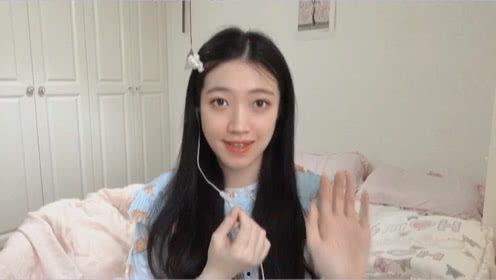 娱乐吃瓜酱扮演英语老师